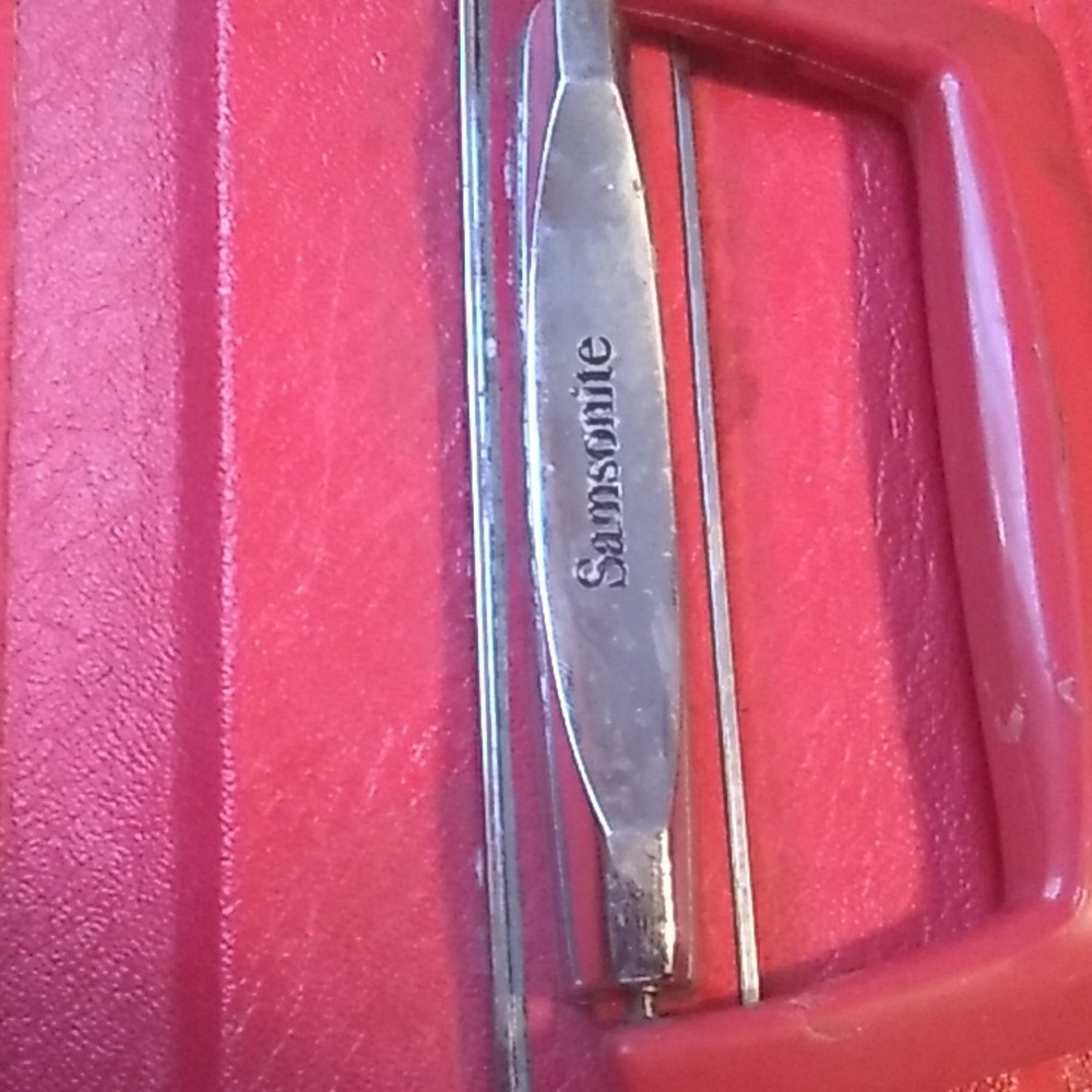 Samsonite WARDROBER PINK  70's VINTAGE SUITCASE  ☮️